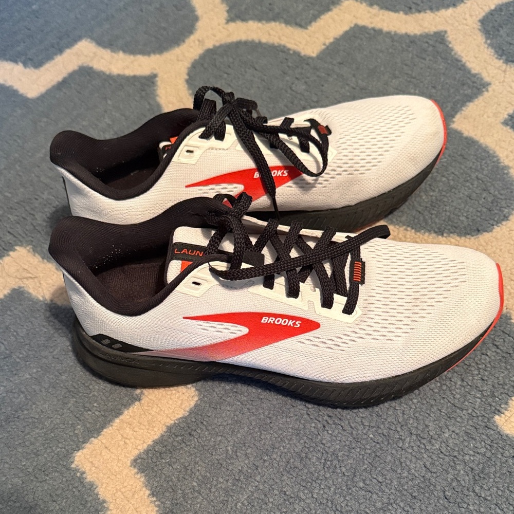 Brooks Men's White and Orange-Red Athletic Shoes